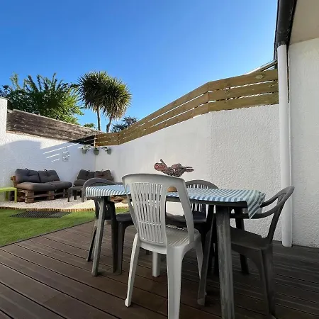 Les Graves, Belle Maison Proche De Chateau Pape Clement Holiday home