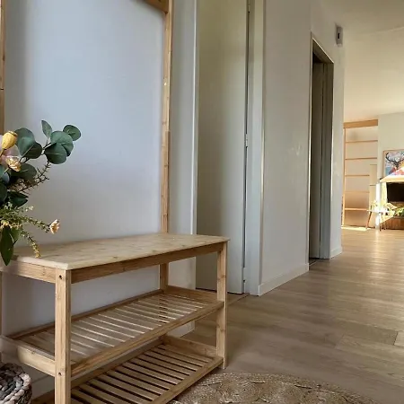 Les Graves, Belle Maison Proche De Chateau Pape Clement Holiday home
