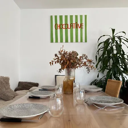 Les Graves, Belle Maison Proche De Chateau Pape Clement Holiday home Pessac
